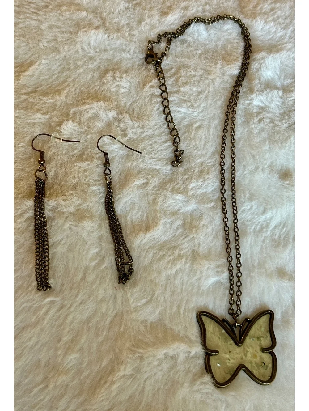 Vintage Style Butterfly Pendant Necklace with Matching Earrings Set